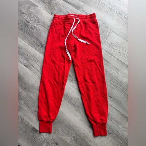 CURRENT/ELLIOTT Red Joggers with White Star Detail casual comfy winter wear